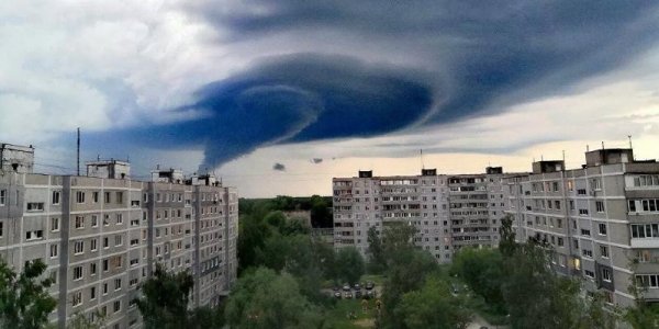Синоптик объяснил возникновение "торнадо" под Москвой
