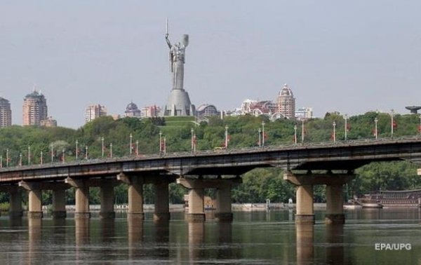 В Киеве ухудшилось качество воды из-за обмеления Днепра - «Украина»