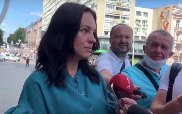 Захват банка в Киеве: в СБУ объяснили "замену" заложниц - «Украина»