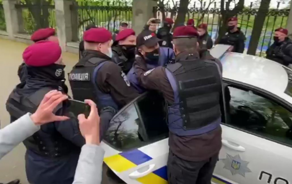 В Киеве полиция задержала лидера движения SaveФОП - «Украина»