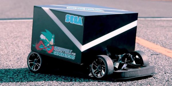 Sega показала "самый быстрый компьютер" и разогнала его до 100 км/ч