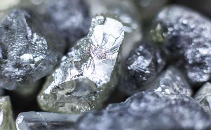 Прорыв китайских ученых: Теперь «уханьское стекло» режет алмазы, как нож масло - «Мир»