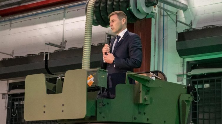 Министр обороны Эстонии предложил гражданам хранить картошку в бункерах на границе с РФ