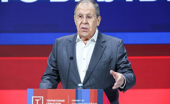 Без союзников: Сергей Лавров дипломатично признал, что Россия воюет с Западом одна - «Политика»