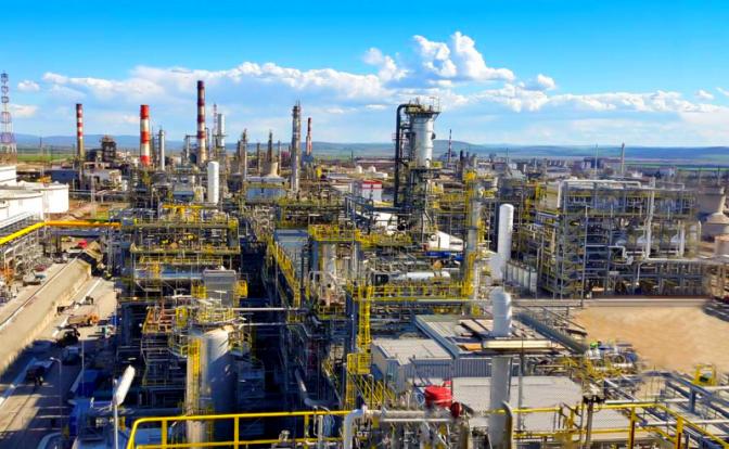 Битый на Украине азербайджанский SOCAR объявил торговую войну «Лукойлу» в Болгарии - «Экономика»