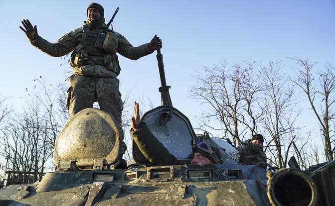 «Че вы как бабы?»: Трусливые «азовцы» к сдаче Красного Лимана готовы - «Военные действия»