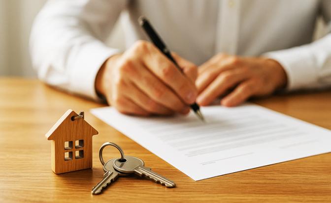 Казус Ларисы Долиной: «Жертвы мошенников» при поддержке судов успешно «кидают» добросовестных покупателей квартир - «Недвижимость»