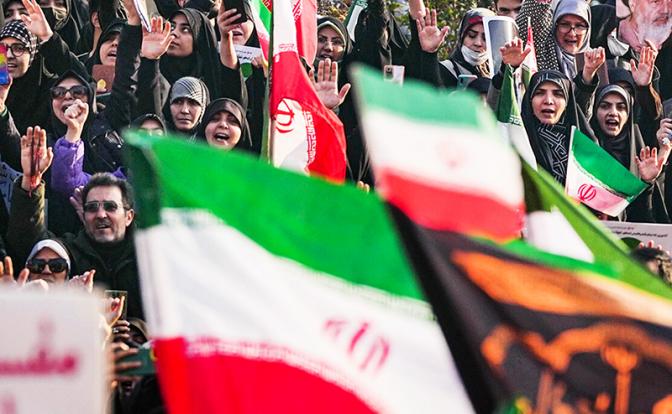Бунтующий Иран ждет шаха от Америки? - «Мир»