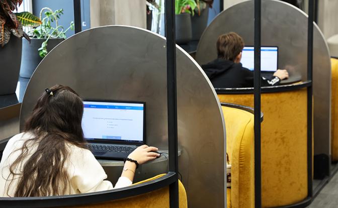 Работа в кайф — почему зумерам недоступно такое счастье - «Экономика»