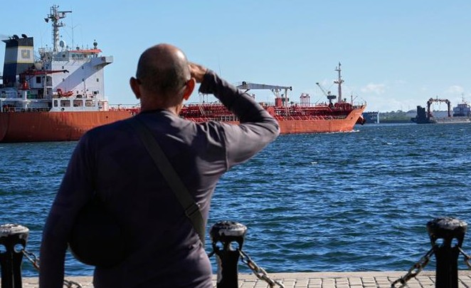 Интрига в Атлантике разрешилась: «Анатолий Колодкин» напоит Кубу нефтью, но не досыта - «Политика»