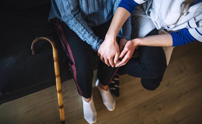 У курильщиков со стажем шансы встретить Паркинсона с Альцгеймером весьма низкие, но это не должно радовать - «Здоровье»