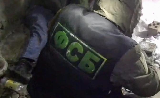 Взорвался при задержании: ФСБ предотвратила теракт в Екатеринбурге - «Происшествия»