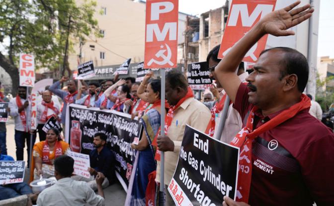 Пятый интернационал: Коммунисты России, Ирана, Израиля и США солидарно выступили против войны Трампа-Нетаньяху - «Мир»