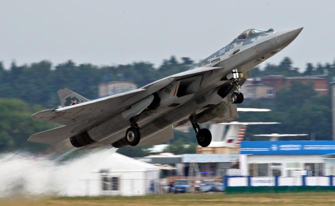 МАКС закрыт: Гражданских самолетов на экспорт у нас нет, а военные и так улетают со свистом - «Экономика»